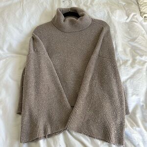 Lulu’s Wide Sleeve Sweater